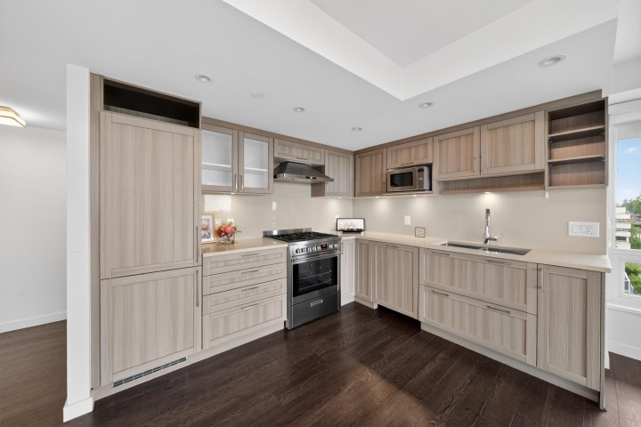 Photo 3 at 1502 - 5470 Ormidale Street, Vancouver East
