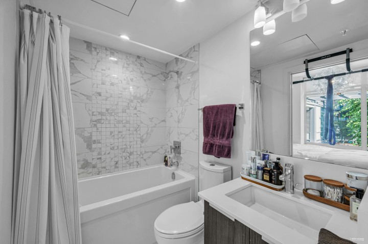 Photo 16 at 513 - 1283 Howe Street, Downtown VW, Vancouver West