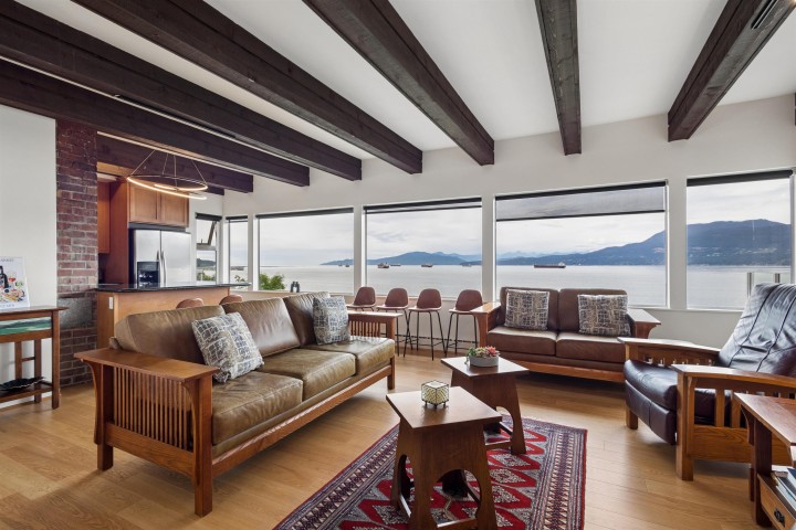 Photo 10 at 2651 Point Grey Road, Kitsilano, Vancouver West