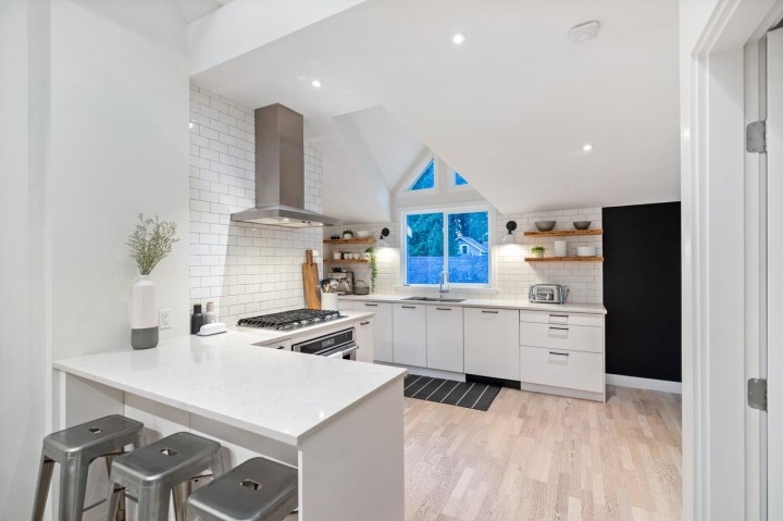 Photo 12 at 855 E 22nd Avenue, Fraser VE, Vancouver East