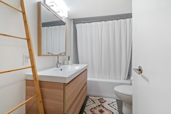 Photo 37 at 855 E 22nd Avenue, Fraser VE, Vancouver East