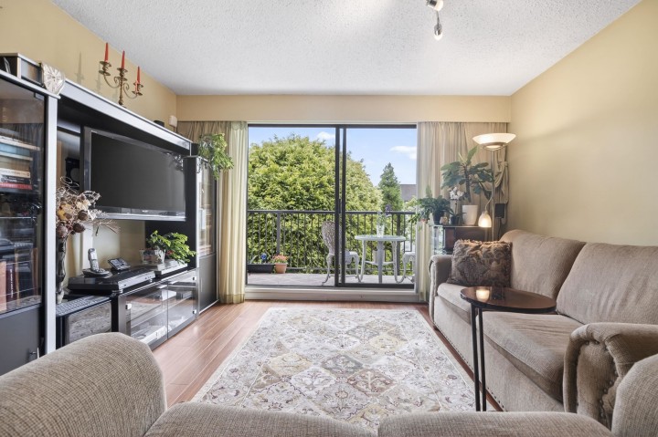 Photo 9 at 105 - 236 W 2nd Street, Lower Lonsdale, North Vancouver