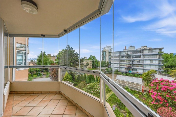 Photo 27 at 102 - 123 E Keith Road, Lower Lonsdale, North Vancouver