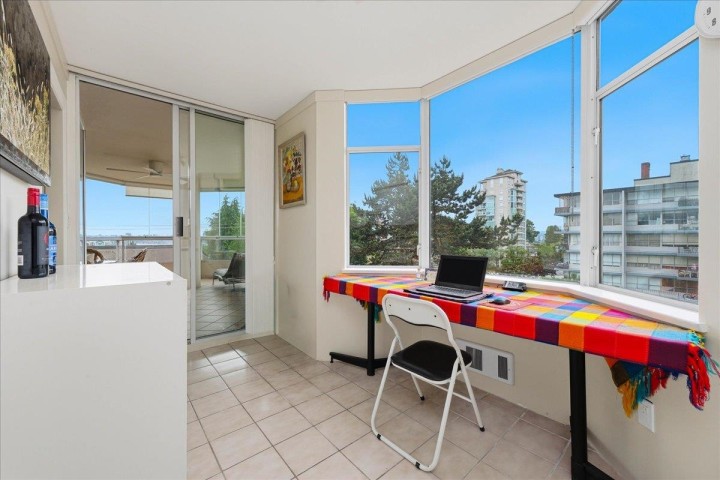 Photo 12 at 102 - 123 E Keith Road, Lower Lonsdale, North Vancouver