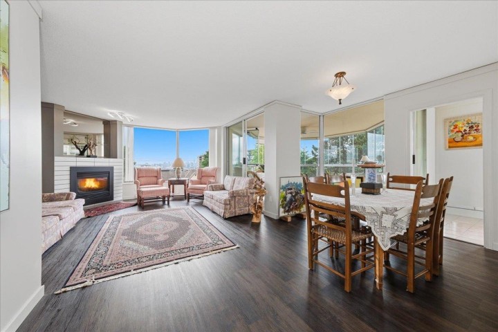 Photo 3 at 102 - 123 E Keith Road, Lower Lonsdale, North Vancouver