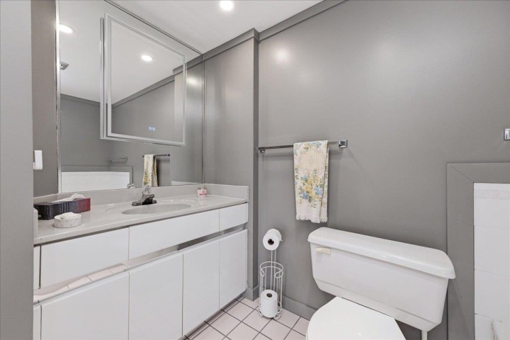 Photo 29 at 102 - 123 E Keith Road, Lower Lonsdale, North Vancouver