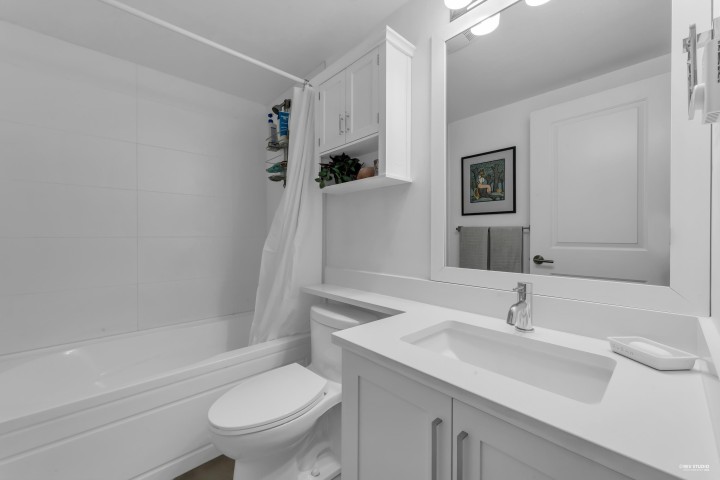 Photo 26 at 5795 Wales Street, Killarney VE, Vancouver East