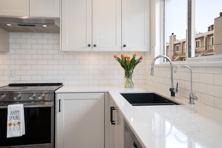Photo 12 at 7 - 232 E 6th Street, Lower Lonsdale, North Vancouver