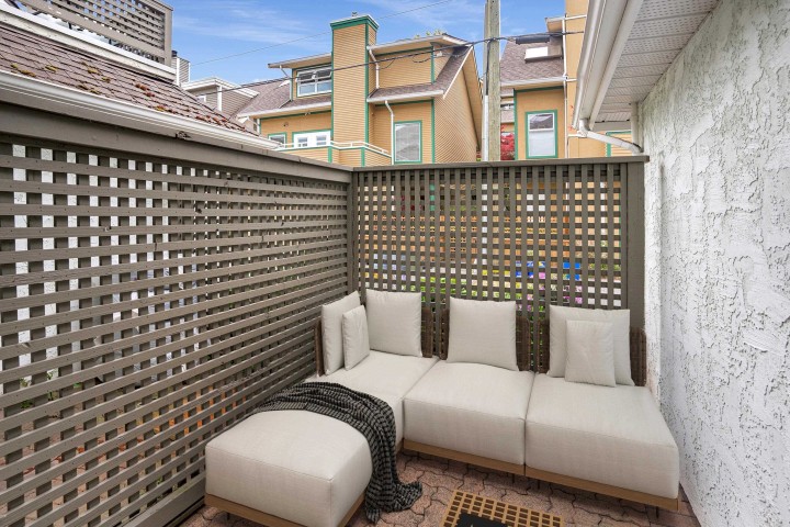 Photo 39 at 7 - 232 E 6th Street, Lower Lonsdale, North Vancouver