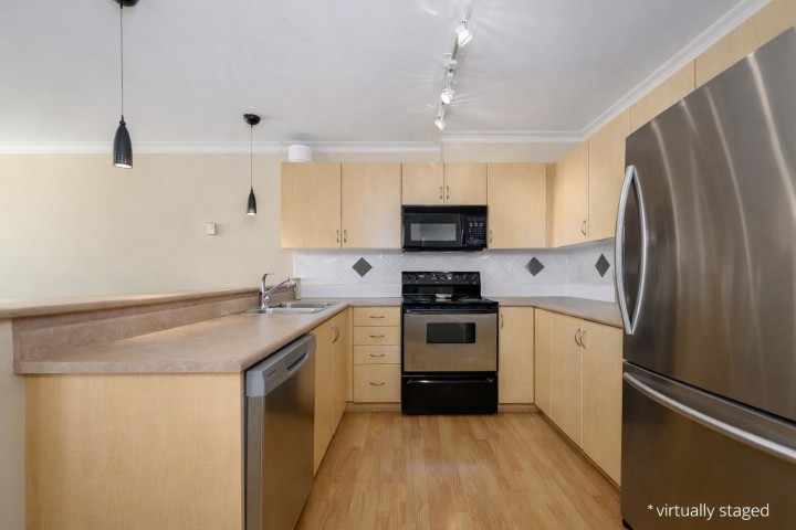Photo 8 at 201 - 128 W 21st Street, Central Lonsdale, North Vancouver