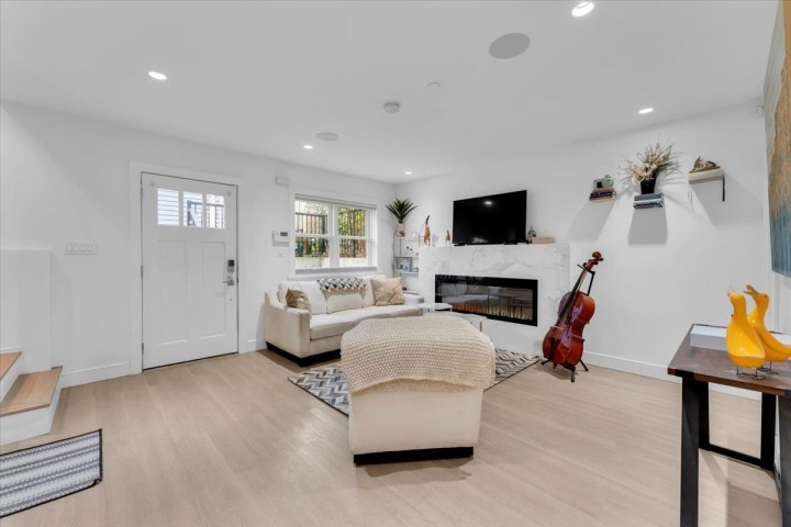 Photo 7 at 1020 Odlum Drive, Grandview Woodland, Vancouver East