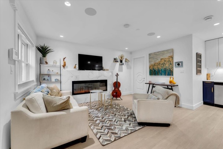 Photo 1 at 1020 Odlum Drive, Grandview Woodland, Vancouver East