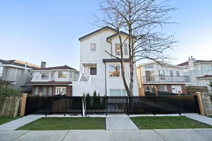 Photo 6 at 1 - 1278 E 63rd Avenue, South Vancouver, Vancouver East