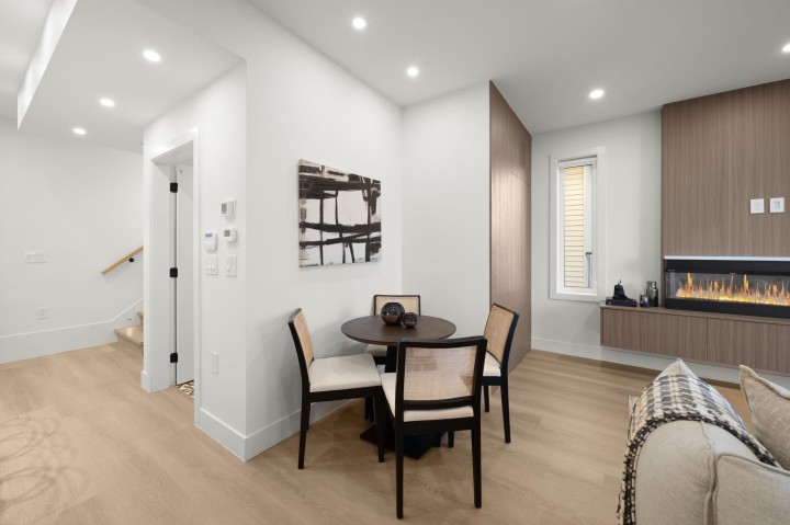 Photo 3 at 1 - 1278 E 63rd Avenue, South Vancouver, Vancouver East