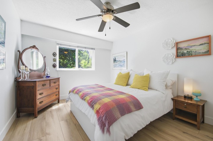 Photo 17 at 547 Fairway Drive, Dollarton, North Vancouver