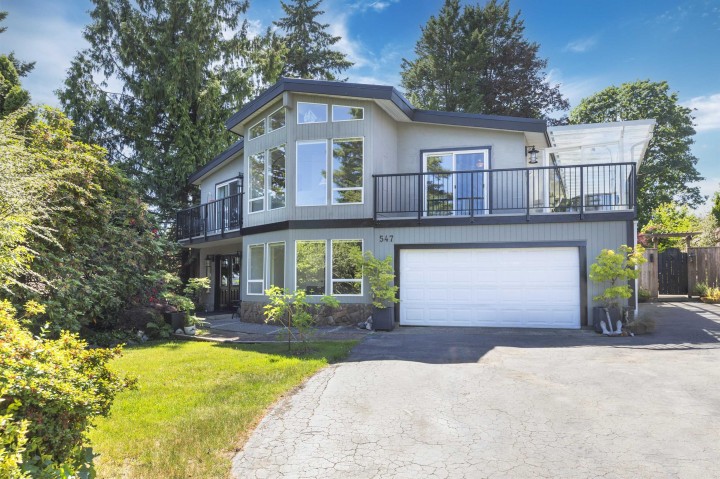Photo 1 at 547 Fairway Drive, Dollarton, North Vancouver