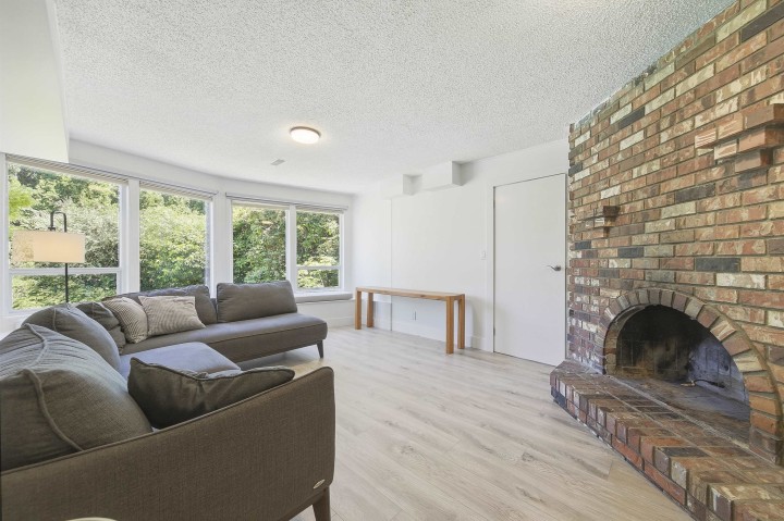 Photo 24 at 547 Fairway Drive, Dollarton, North Vancouver