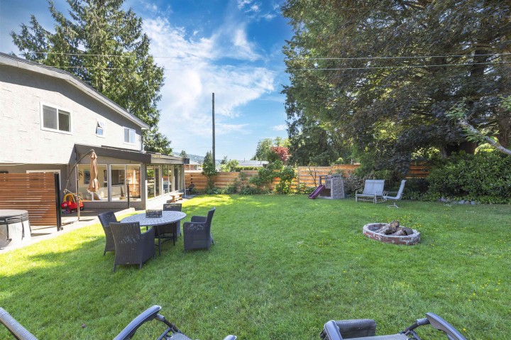 Photo 33 at 547 Fairway Drive, Dollarton, North Vancouver