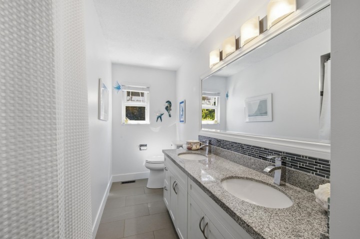 Photo 19 at 547 Fairway Drive, Dollarton, North Vancouver