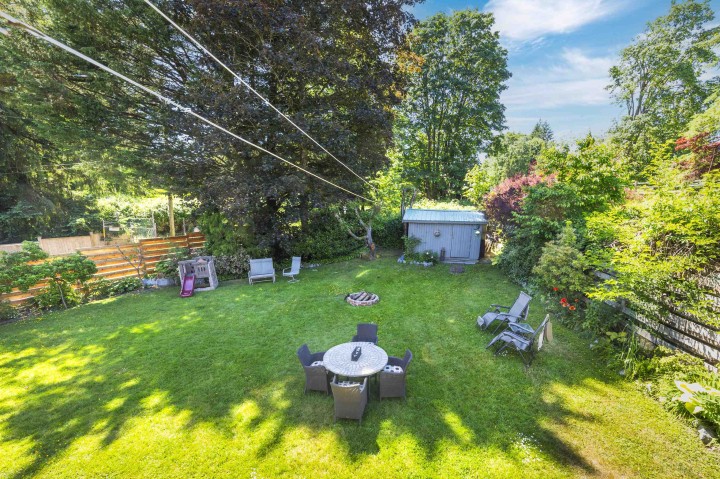 Photo 31 at 547 Fairway Drive, Dollarton, North Vancouver