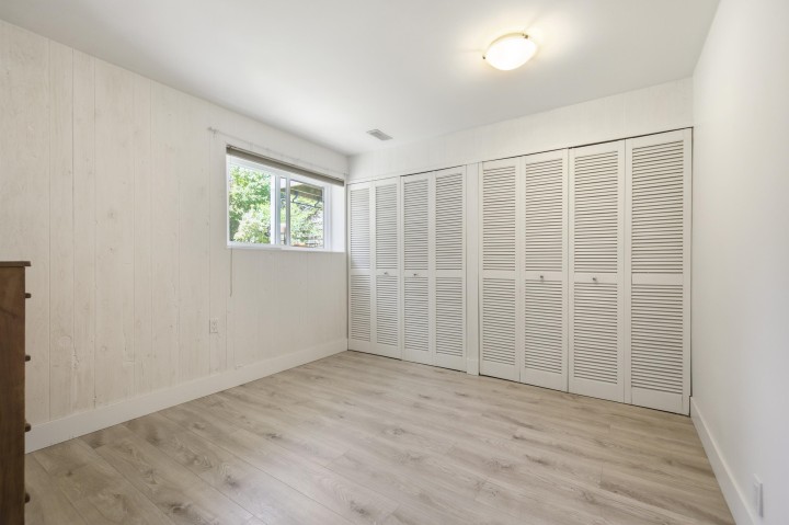Photo 25 at 547 Fairway Drive, Dollarton, North Vancouver