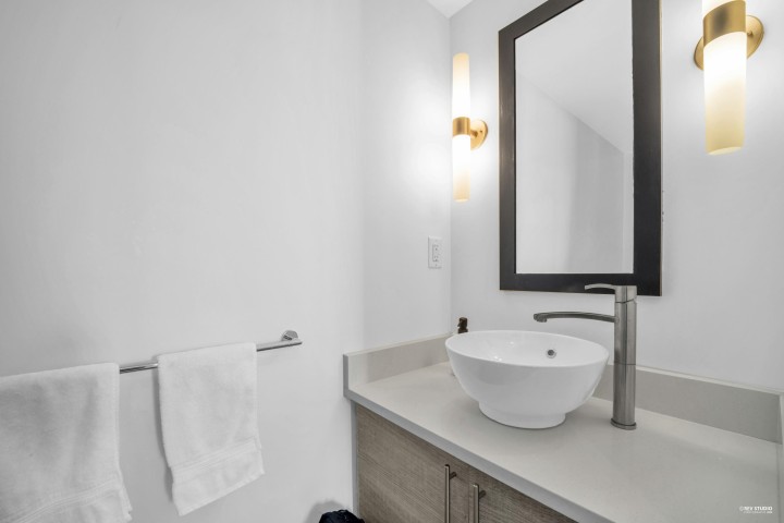 Photo 17 at 401 - 122 E 3rd Street, Lower Lonsdale, North Vancouver