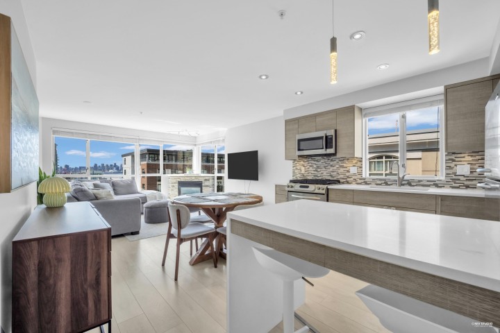 Photo 7 at 401 - 122 E 3rd Street, Lower Lonsdale, North Vancouver