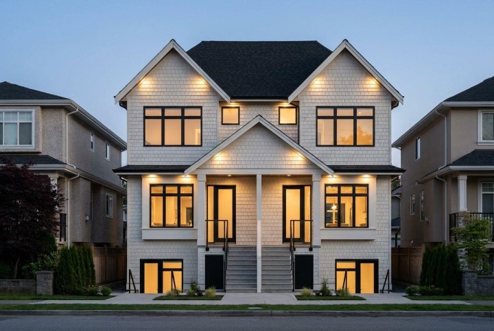 Photo 1 at 2 - 1238 Le Roi Street, Renfrew VE, Vancouver East
