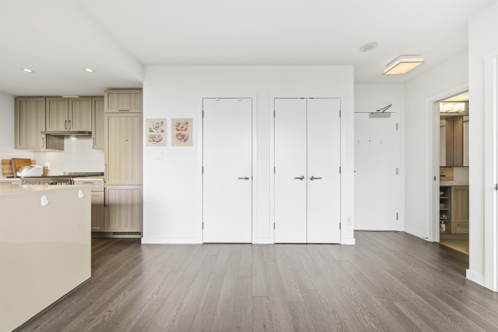 Photo 20 at 1104 - 5665 Boundary Road, Collingwood VE, Vancouver East