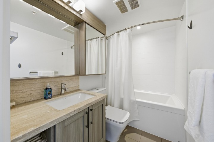 Photo 15 at 1104 - 5665 Boundary Road, Collingwood VE, Vancouver East
