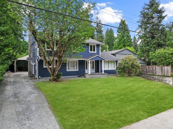 Photo 4 at 2510 Byron Road, Blueridge NV, North Vancouver