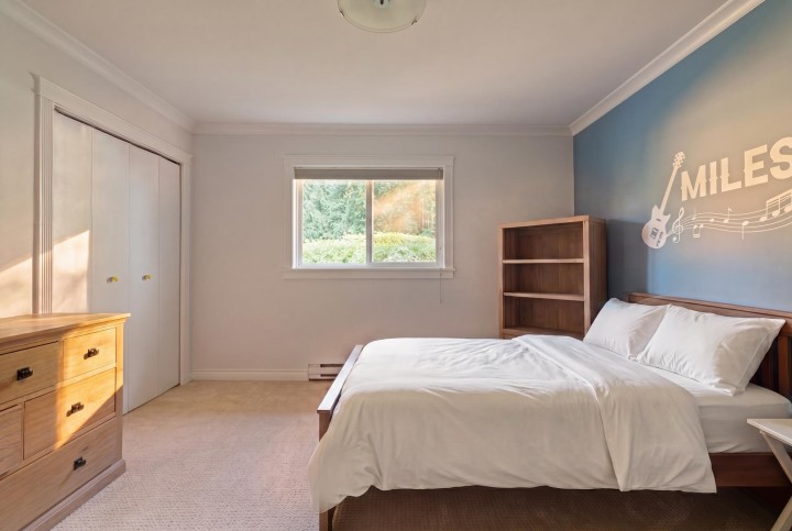 Photo 17 at 697 E Braemar Road, Braemar, North Vancouver