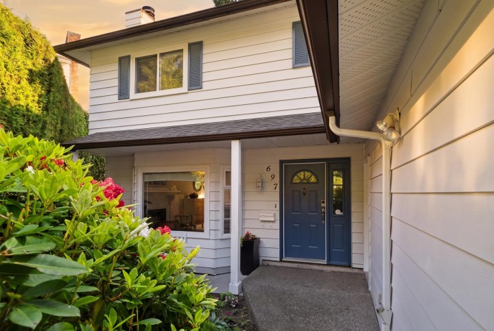 Photo 32 at 697 E Braemar Road, Braemar, North Vancouver