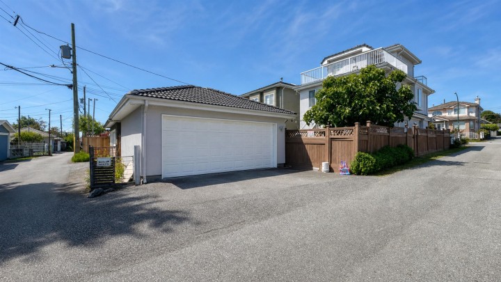 Photo 38 at 2776 E Georgia Street, Renfrew VE, Vancouver East