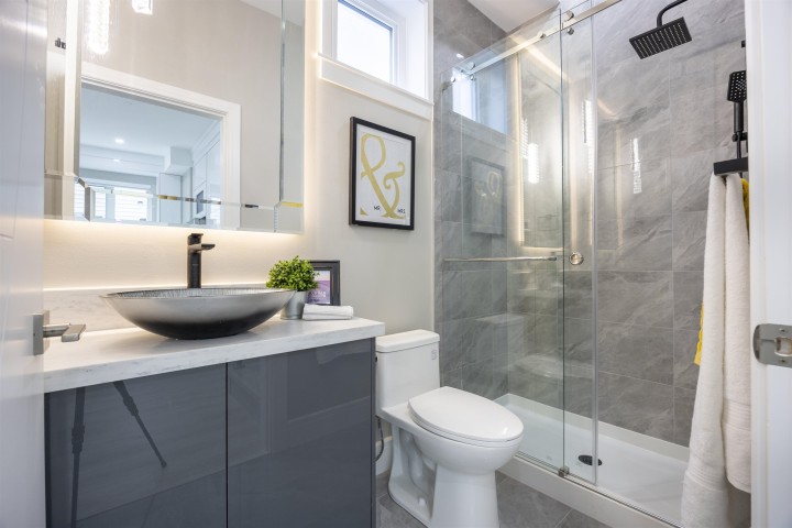 Photo 18 at 1 - 5808 Lanark Street, Knight, Vancouver East
