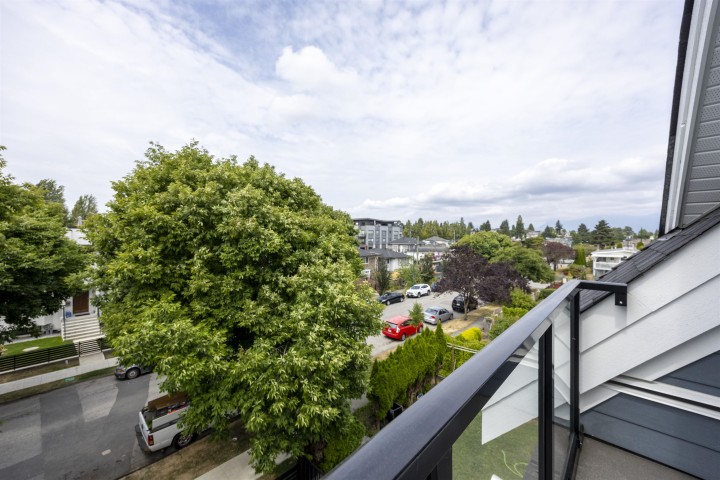 Photo 31 at 1 - 5808 Lanark Street, Knight, Vancouver East