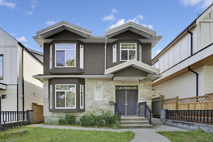 Photo 1 at 765 Skeena Street, Renfrew VE, Vancouver East