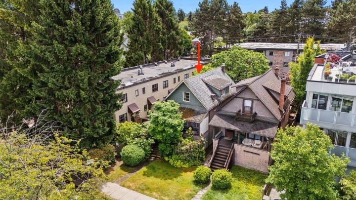 Photo 3 at 2012 York Avenue, Kitsilano, Vancouver West