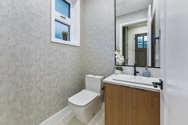 Photo 6 at 1 - 1322 E 13th Avenue, Grandview Woodland, Vancouver East