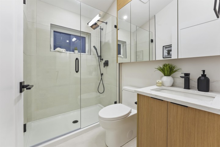 Photo 25 at 1 - 1322 E 13th Avenue, Grandview Woodland, Vancouver East