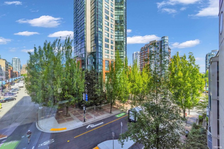Photo 25 at 507 - 388 Drake Street, Yaletown, Vancouver West
