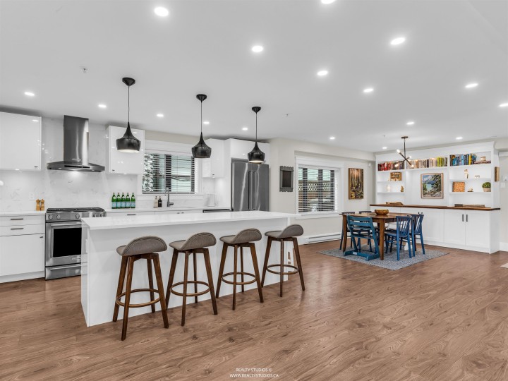 Photo 17 at 436 Lakewood Drive, Hastings, Vancouver East