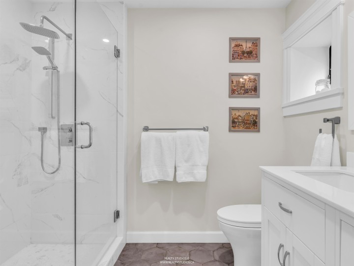 Photo 25 at 436 Lakewood Drive, Hastings, Vancouver East