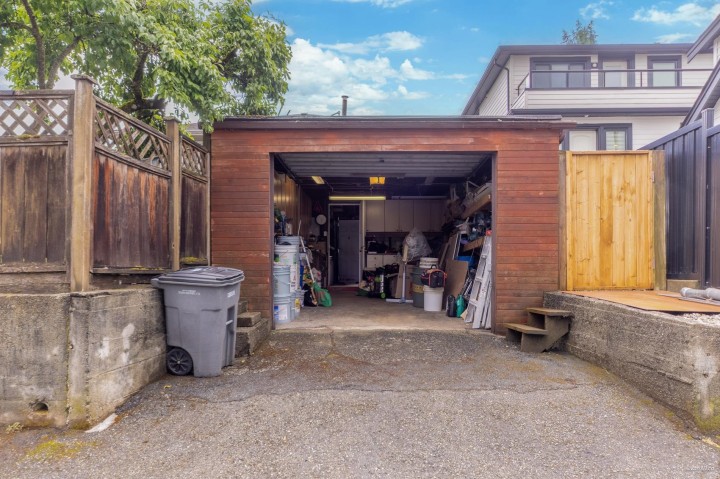 Photo 27 at 3185 E 16th Avenue, Renfrew Heights, Vancouver East