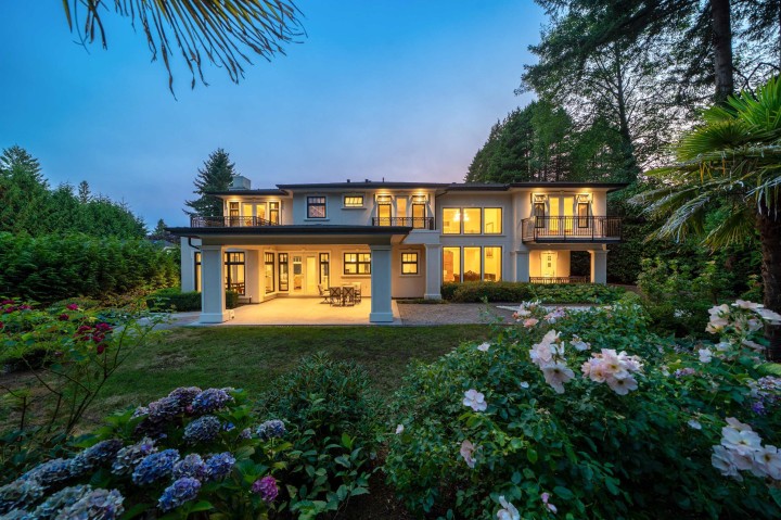 Photo 1 at 920 3rd Street, West Vancouver