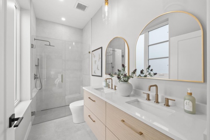 Photo 24 at 1 - 727 E 31st Avenue, Fraser VE, Vancouver East