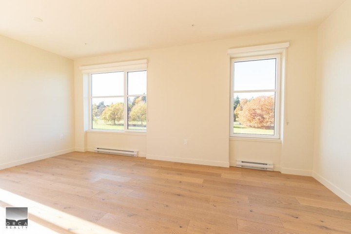 Photo 6 at 401 - 108 E 35 Avenue, Main, Vancouver East