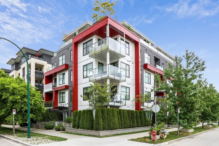Photo 1 at 401 - 108 E 35 Avenue, Main, Vancouver East