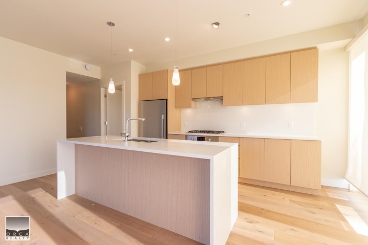 Photo 10 at 401 - 108 E 35 Avenue, Main, Vancouver East