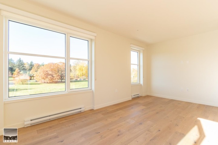 Photo 4 at 401 - 108 E 35 Avenue, Main, Vancouver East